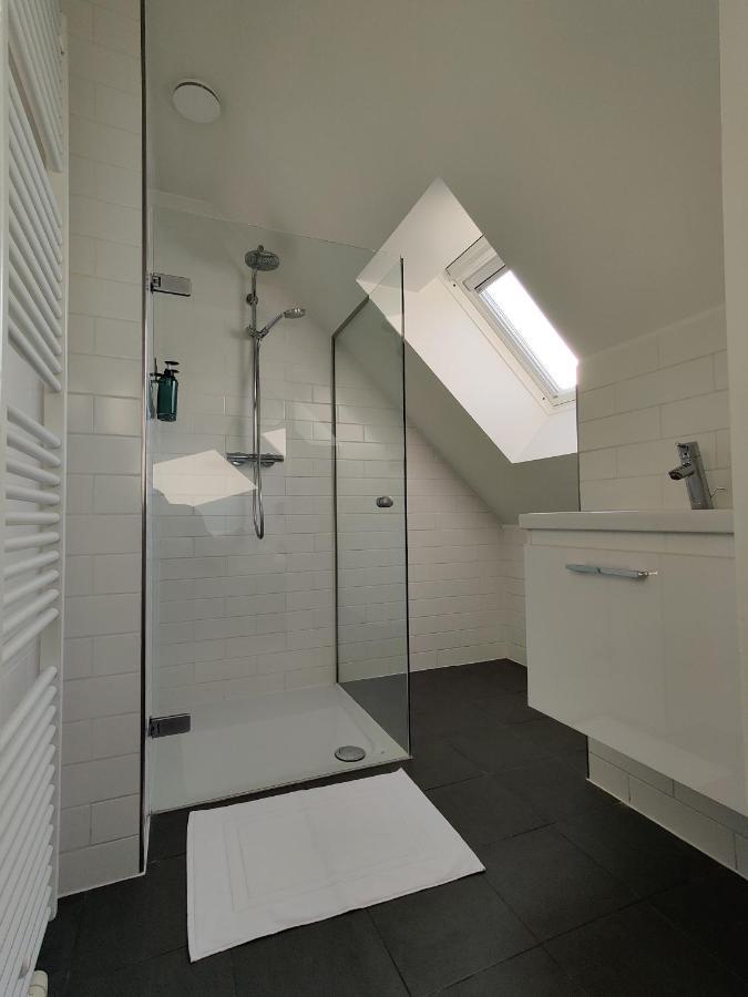 Beautiful 3-Bedroom - 3-Bathroom Appartment Pendula Брюж Екстериор снимка