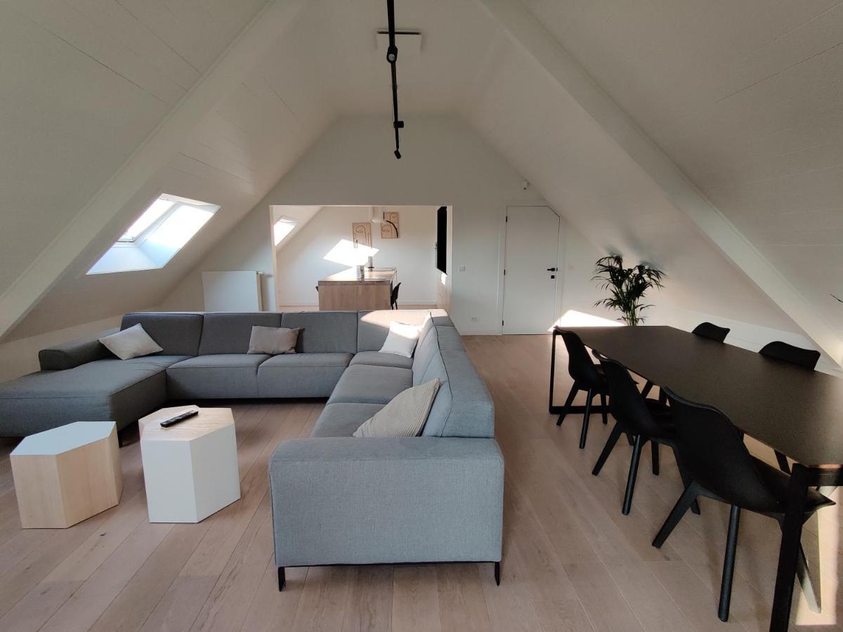 Beautiful 3-Bedroom - 3-Bathroom Appartment Pendula Брюж Екстериор снимка